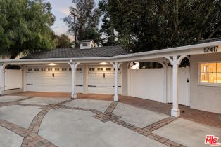 Single Family Residence, 12417 Mulholland dr, Beverly Hills, CA 90210 - 31