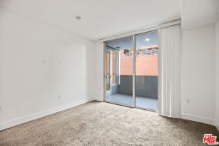 , 10473 Santa Monica blvd, Westwood, CA 90024 - 8