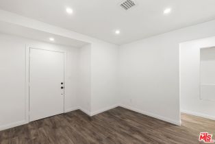 , 384 San Vicente blvd, West Hollywood , CA 90048 - 7