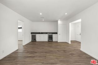 , 384 San Vicente blvd, West Hollywood , CA 90048 - 23