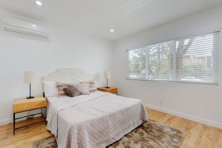 , 1435 Fairfax ave, West Hollywood , CA 90046 - 9