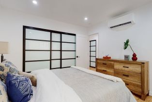 , 1435 Fairfax ave, West Hollywood , CA 90046 - 7