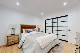 , 1435 Fairfax ave, West Hollywood , CA 90046 - 8