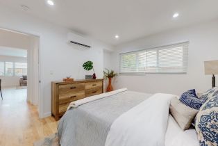 , 1435 Fairfax ave, West Hollywood , CA 90046 - 6