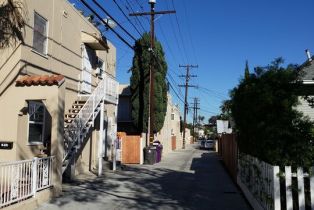 Residential Income, 435 11th st, Long Beach, CA 90813 - 2
