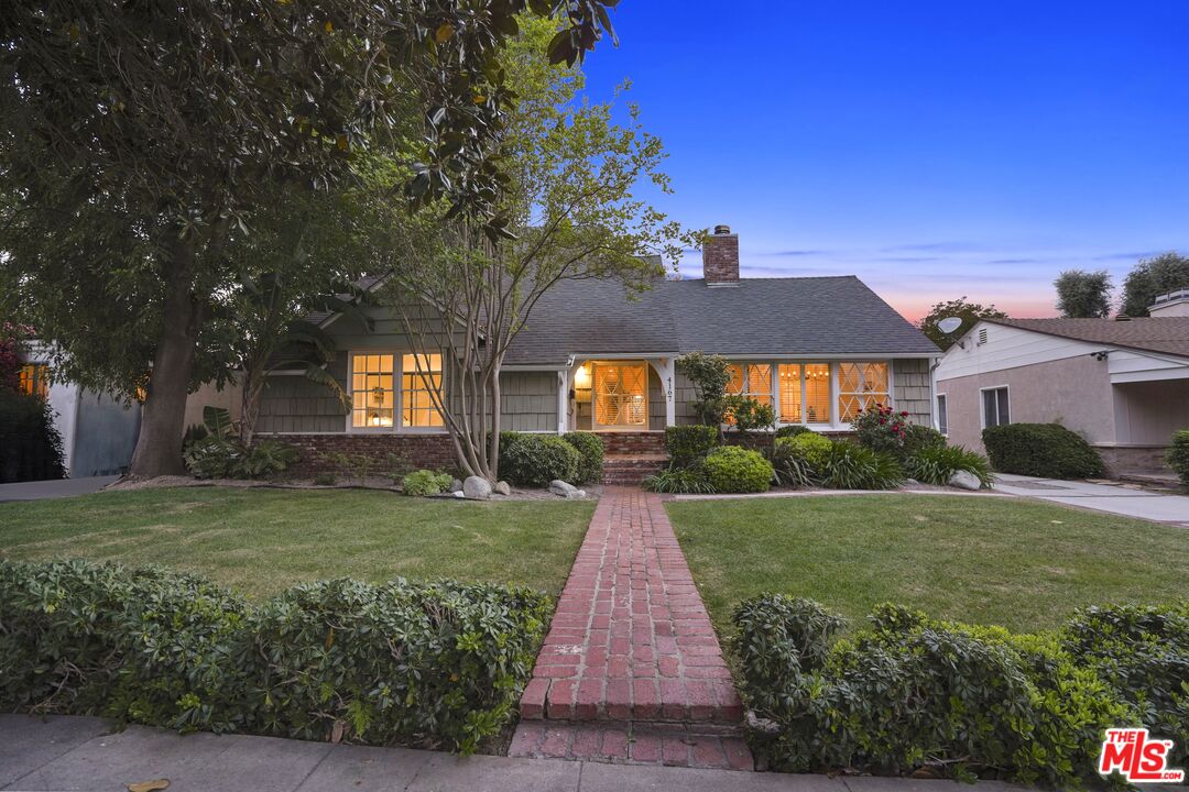 Single Family Residence, 4167 Fulton ave, Sherman Oaks, CA 91423 - 1