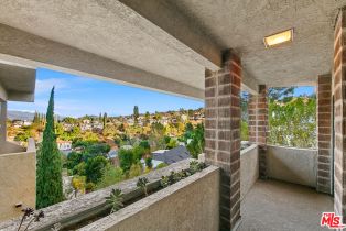 Single Family Residence, 3917 Murietta ave, Sherman Oaks, CA 91423 - 38