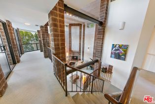 Single Family Residence, 3917 Murietta ave, Sherman Oaks, CA 91423 - 24