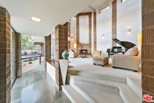 Single Family Residence, 3917 Murietta ave, Sherman Oaks, CA 91423 - 9