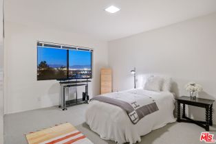 Single Family Residence, 3917 Murietta ave, Sherman Oaks, CA 91423 - 55