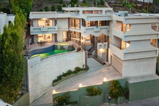 Single Family Residence, 3917 Murietta ave, Sherman Oaks, CA 91423 - 2