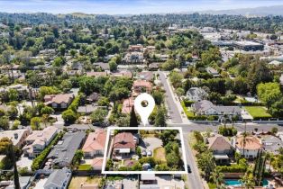 , 5460 Aura ave, Tarzana, CA 91356 - 3