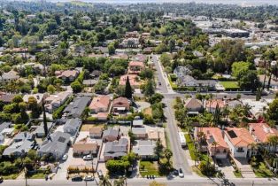 , 5460 Aura ave, Tarzana, CA 91356 - 6