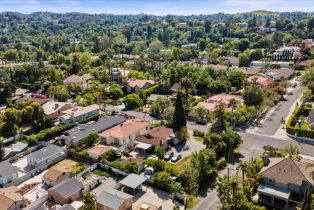 , 5460 Aura ave, Tarzana, CA 91356 - 5