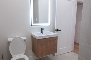 Single Family Residence, 5005 Catalon ave, Woodland Hills, CA 91364 - 30