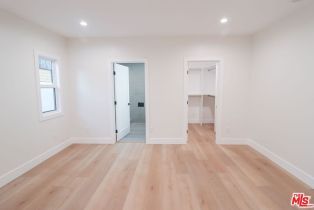 Single Family Residence, 5005 Catalon ave, Woodland Hills, CA 91364 - 49