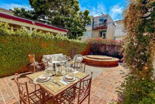 Single Family Residence, 2403 Ocean ave, Venice, CA 90291 - 23