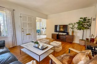 Single Family Residence, 2403 Ocean ave, Venice, CA 90291 - 7