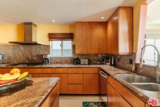 Condominium, 2 Outrigger st, Marina Del Rey, CA 90292 - 10