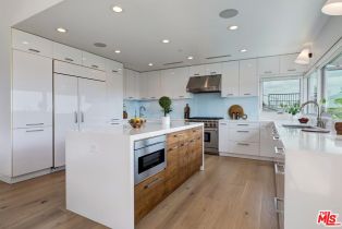 Single Family Residence, 1006 Berkeley st, Santa Monica, CA 90403 - 17