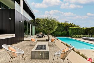 Single Family Residence, 1006 Berkeley st, Santa Monica, CA 90403 - 45