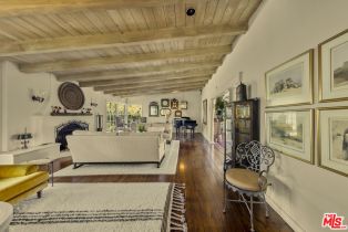 , 13166 Valley Vista blvd, Studio City, CA 91604 - 9