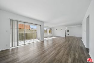 , 621 San Vicente blvd, Santa Monica, CA 90402 - 7