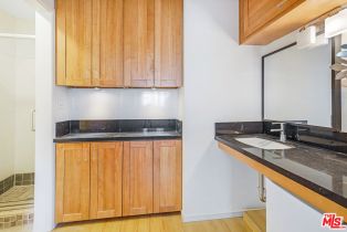 , 837 7TH st, Santa Monica, CA 90403 - 6