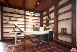 , 11217 Sunshine ter, Studio City, CA 91604 - 6