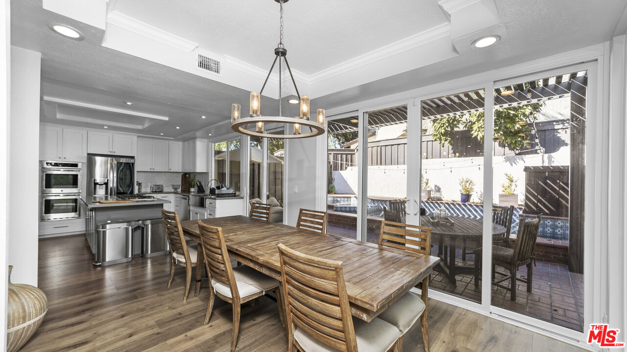 , 663 Terrylynn pl, Long Beach, CA 90807 - 1