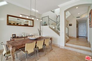 Condominium, 6432 Lunita rd, Malibu, CA 90265 - 8