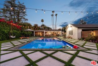 , 22745 Erwin st, Woodland Hills, CA 91367 - 3