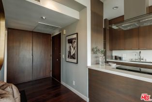 Condominium, 10701 Wilshire blvd, Westwood, CA 90024 - 2