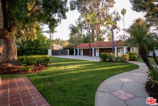 Single Family Residence, 18625 Wells dr, Tarzana, CA 91356 - 72