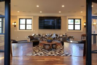 Single Family Residence, 18625 Wells dr, Tarzana, CA 91356 - 63