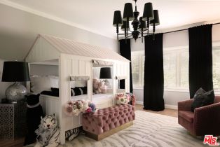 Single Family Residence, 18625 Wells dr, Tarzana, CA 91356 - 45