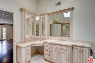 , 16314 Meadowridge rd, Encino, CA 91436 - 45