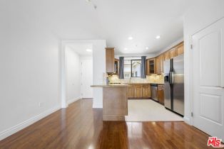 Condominium, 4724 Kester ave, Sherman Oaks, CA 91403 - 7