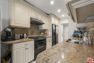 Condominium, 423 Rexford dr, Beverly Hills, CA 90212 - 9