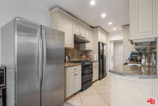 Condominium, 423 Rexford dr, Beverly Hills, CA 90212 - 8