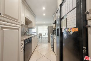 Condominium, 423 Rexford dr, Beverly Hills, CA 90212 - 13