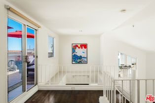 Condominium, 245 Main st, Venice, CA 90291 - 20