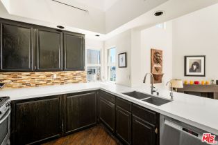 Condominium, 245 Main st, Venice, CA 90291 - 12