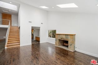 , 1411 Avenida De Cortez, Pacific Palisades, CA 90272 - 7