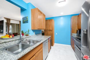 Condominium, 5600 Kensington way, Culver City, CA 90230 - 11