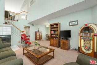 Condominium, 22211 Frontier pl, Chatsworth, CA 91311 - 3