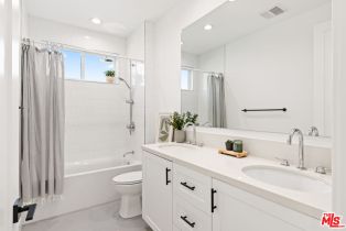 Single Family Residence, 11956 Weir st, Culver City, CA 90230 - 27