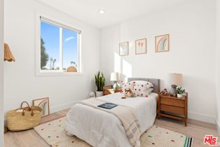 Single Family Residence, 11956 Weir st, Culver City, CA 90230 - 28