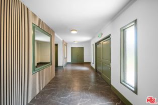 , 605 San Vicente blvd, Santa Monica, CA 90402 - 3