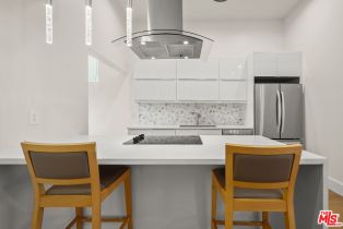 Residential Income, 215 Windward ave, Venice, CA 90291 - 13